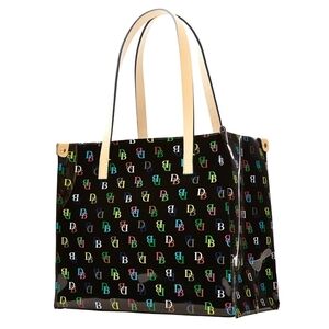 Dooney & Bourke IT Medium Shopper Tote